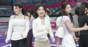 😍浙江啦啦队晒甜美视频：没必要悲伤 来看女篮全明星周末吧