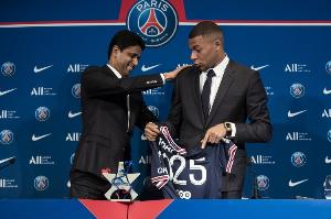 欧冠没拿！钱也没要到！巴黎拖欠姆巴佩5500万薪资，后者仍送祝福