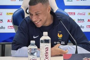 姆巴佩：巴黎夺欧冠不会影响我&这是好事；本赛季我们赢了2个冠军