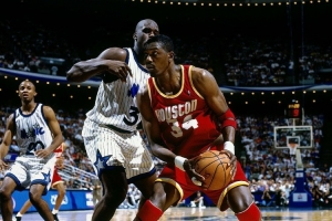 麦克斯维尔：大梦是GOAT 他比任何人都更能在攻守两端控制比赛