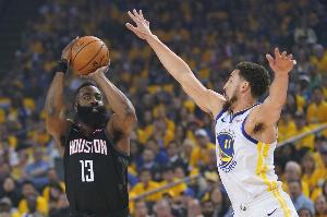 埃泽利：克莱攻防一体 他一度想挤掉哈登成联盟最佳得分后卫