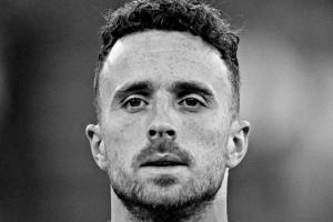 真的难以置信！利物浦前锋若塔去世词条登上微博热搜第一