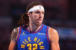 铁血战士！祝掘金锋线悍将阿隆-戈登30岁生日快乐！🎂