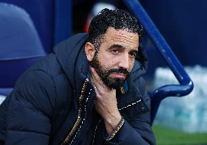 镜报：阿莫林还有三场机会来保住帅位，索斯盖特等人是候选