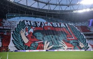 记者：亚冠是根据跨年赛制设计的 是时候下定决心开启跨年赛制了