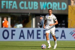 左腿肌肉损伤！阿诺德将缺战马竞、巴萨、尤文，出战利物浦存疑