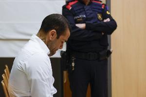 世体：墨西哥美洲狮与阿尔维斯解约有效，球员需支付赔偿金