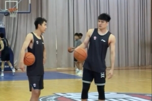 备战NBA季前赛训练，相信过程！🍗