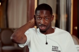 被称赞世界最佳！登贝莱：这个词份量很重，但历史最佳是梅西