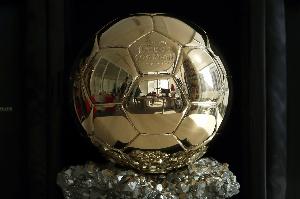 如果两名球员获得相同金球奖积分，则比较获得第一名选票的多少