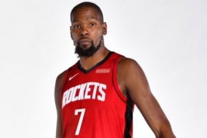 KD&乌度卡：范弗里特受伤后 杜兰特将承担球队的一部分持球职责