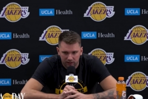 东契奇：上赛季我们确实没时间磨合 季前赛对我和球队都至关重要