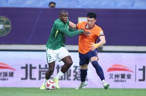 记者：冯伯元不会随海牛出征梅州，他将代表南京队参加苏超