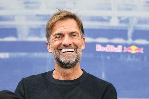 前利物浦主帅克洛普荣获踢球者颁发的瓦尔特-本泽曼奖