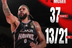 统治NBL赛场！麦基21投13中爆砍37分14篮板 老鹰队107-93墨尔本联