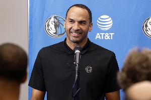 解说：哈里森应为他的烂摊子负责 但无论如何东契奇都回不来了