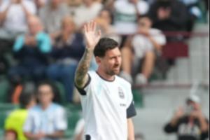 埃尔切老板谈阿根廷队造访：最伟大球员在用我们更衣室，我很自豪