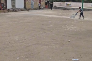 建一个篮球场多少钱？广东云浮人花1万3翻新420平球场